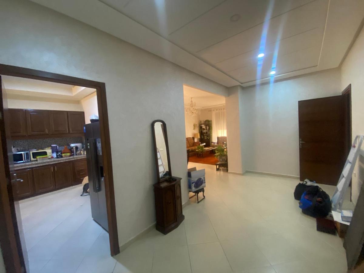 Central 2-Bedrooms W/ Balcony@Downtown Mers Sultan Казабланка Екстериор снимка